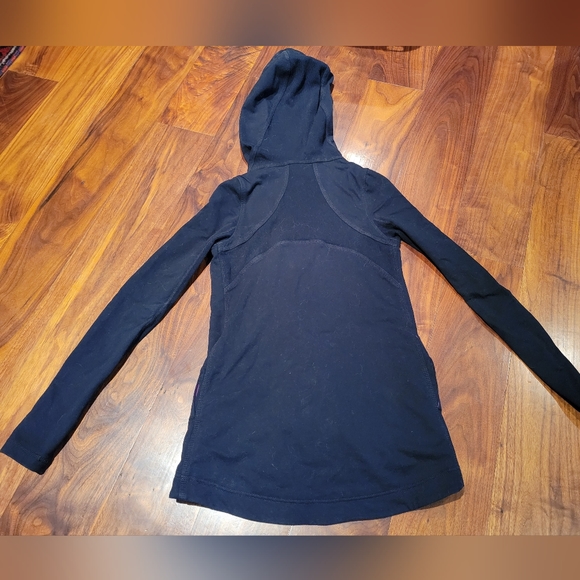 Lululemon Awareness Wrap Cardigan Jacket size 4 Black - Picture 3 of 4